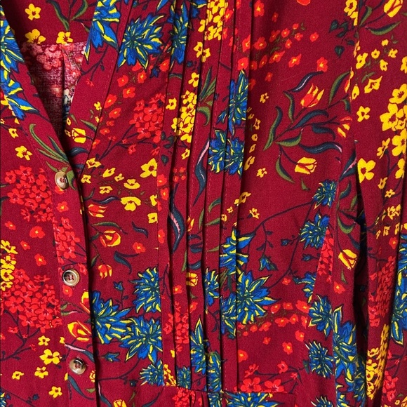 ANTHROPOLOGIE MAEVE Red Floral Long Sleeve Pintuck Blouse Size Small - Picture 8 of 16